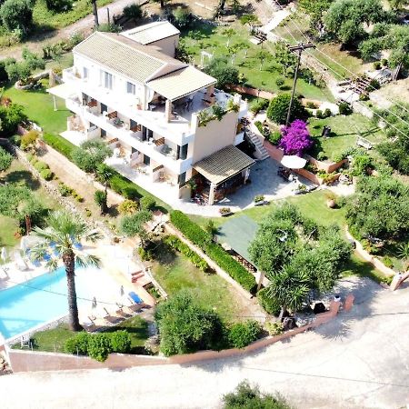 Veroniki Penthouse Deluxe Apartment Άγιος Ιωάννης Περιστερών Εξωτερικό φωτογραφία